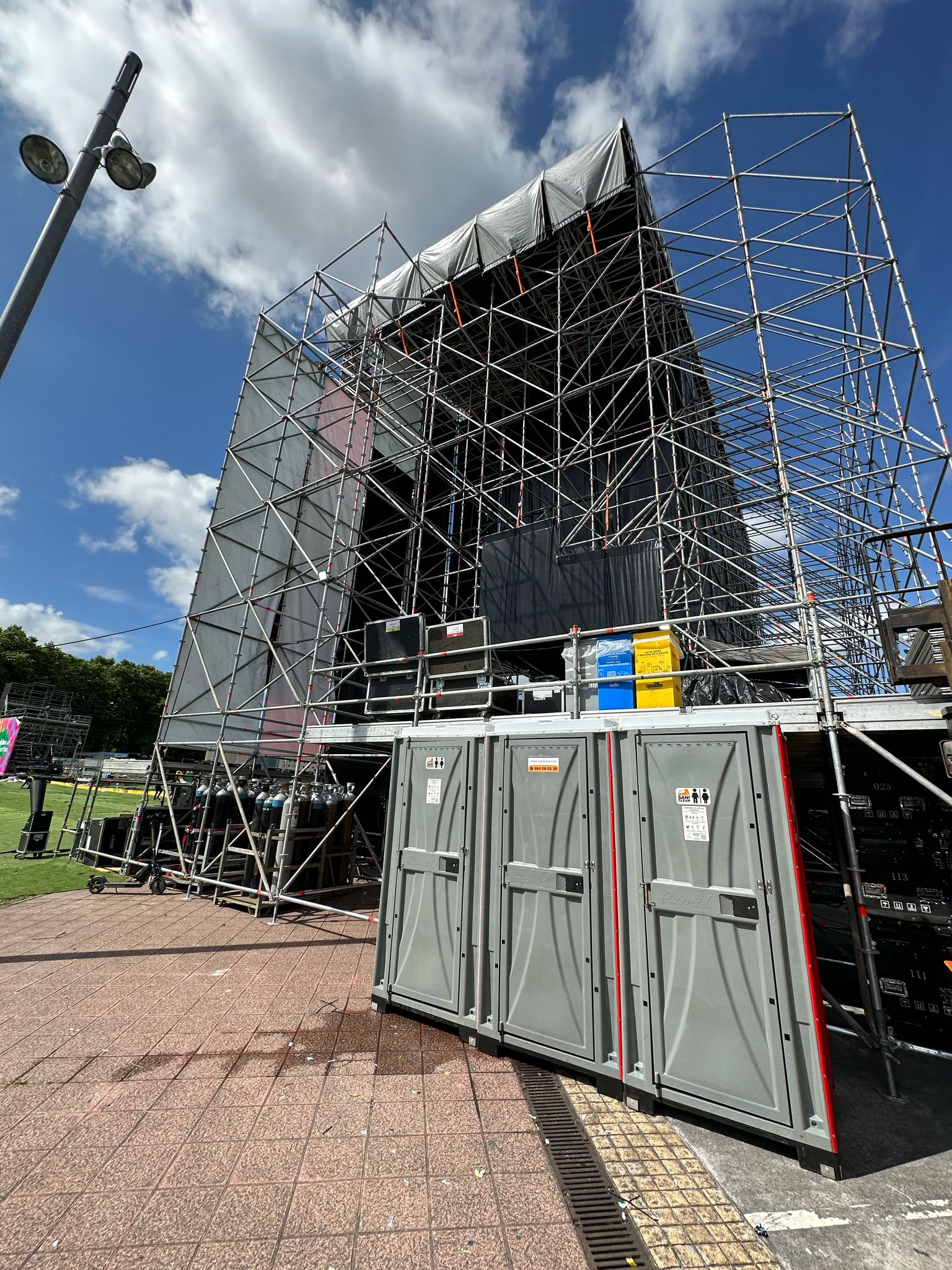 Empresa de desatascos con maquinaria profesional